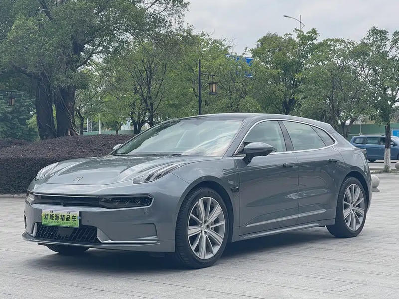 Zeekr 001