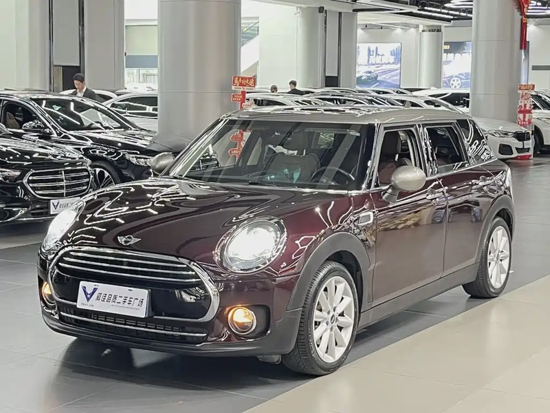 MINI Clubman