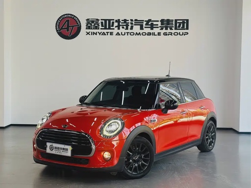 MINI Other 2019