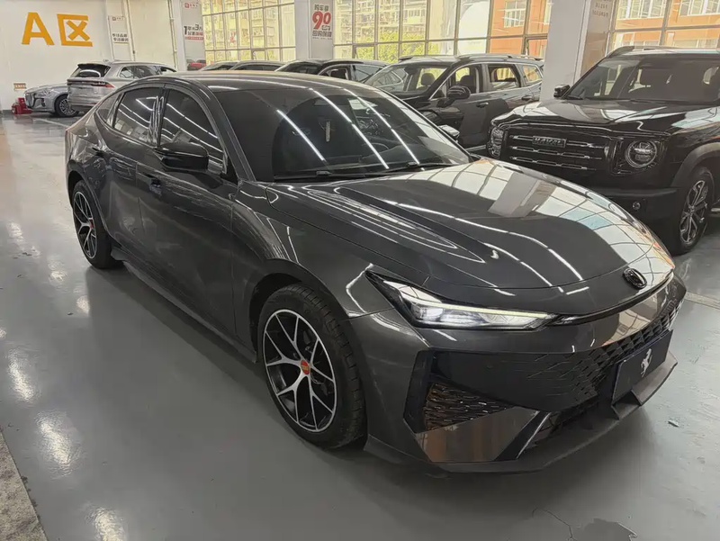 Changan UNI-V