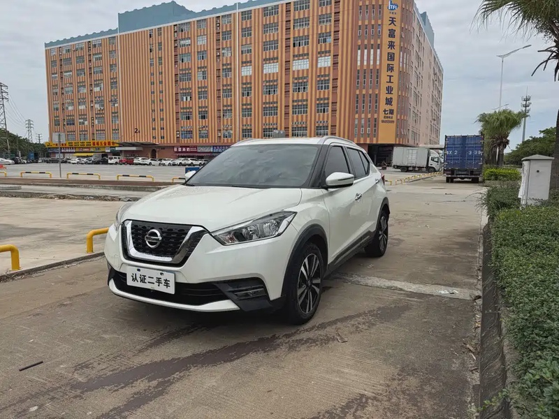 Nissan Kicks