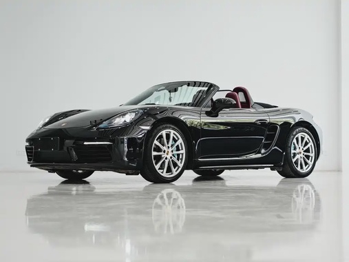 Porsche 718 2016