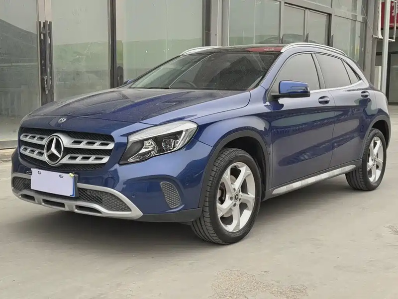 Mercedes-Benz GLA-Class