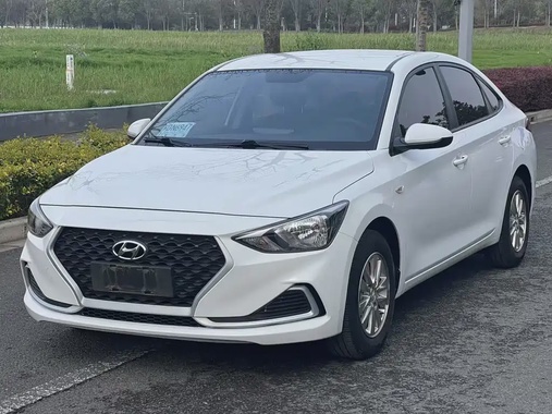 Hyundai Elantra 2022
