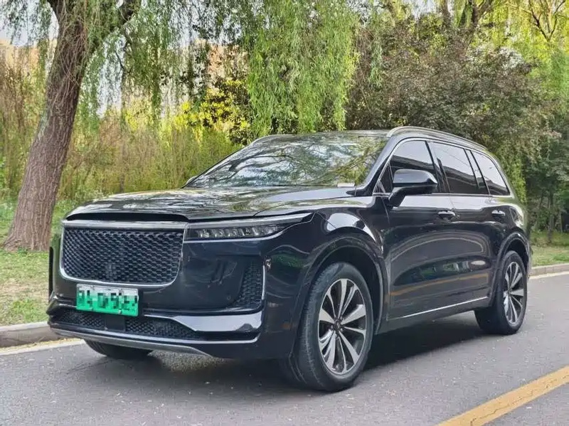 Li Auto ONE