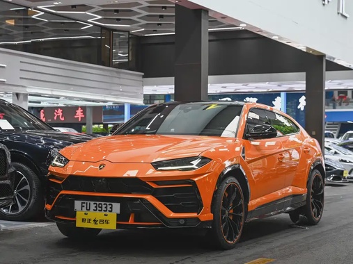 Lamborghini Urus 2021