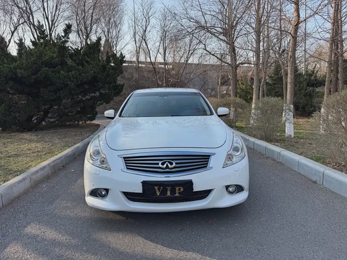 Infiniti G 2013
