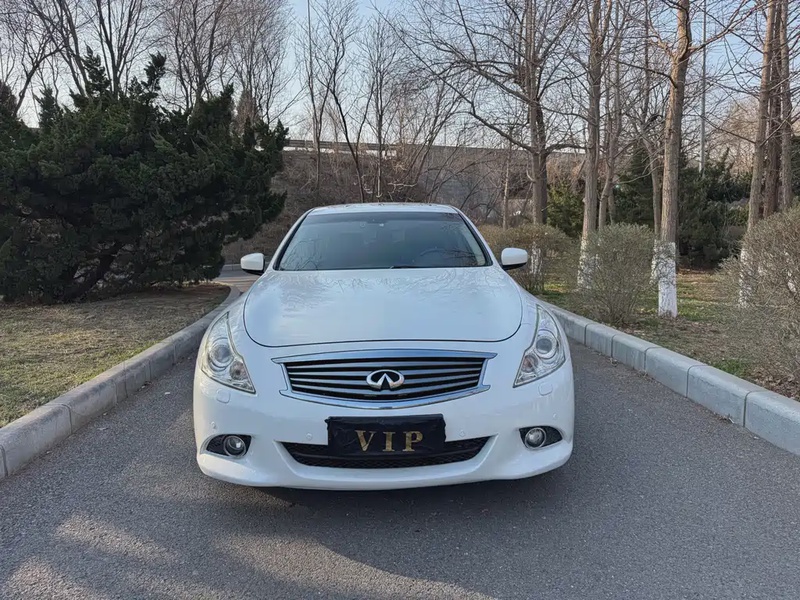 Infiniti G