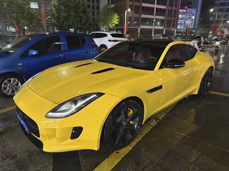 Jaguar F-TYPE