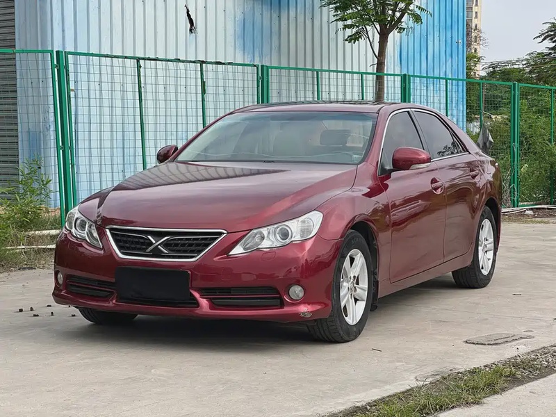 Toyota Reiz