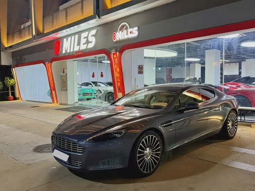 Aston Martin Rapide 2013