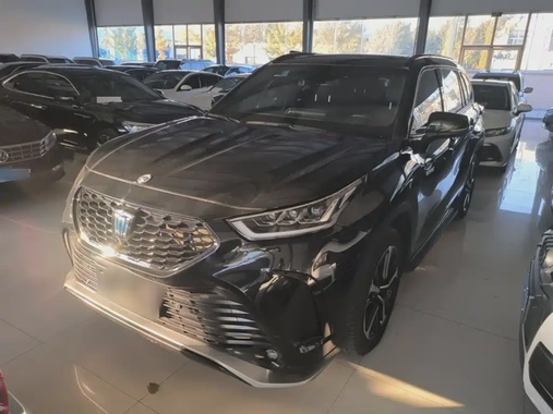Toyota Crown Kluger 2023