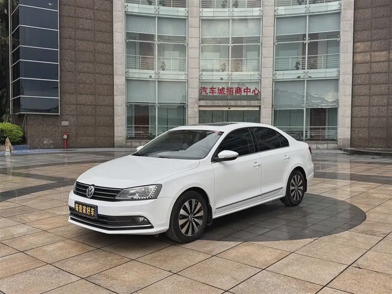 Volkswagen Sagitar