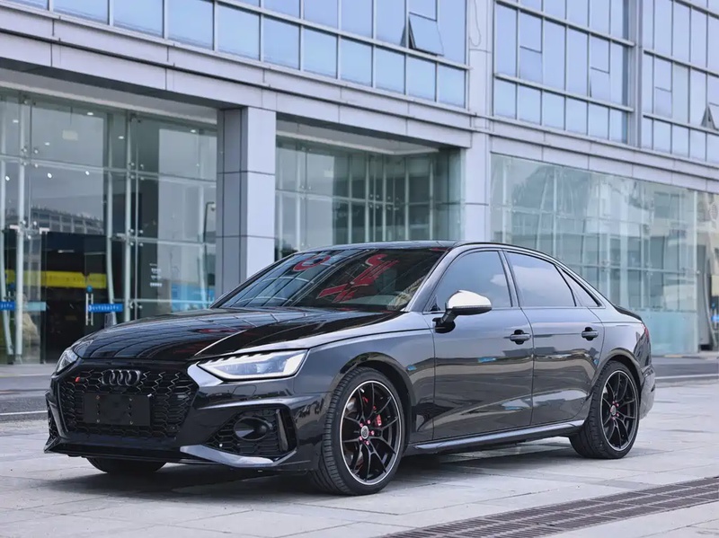 Audi S4