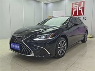 Lexus ES 2024