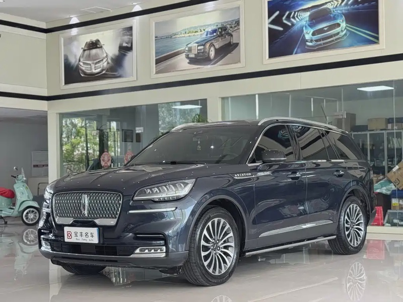 Lincoln Aviator