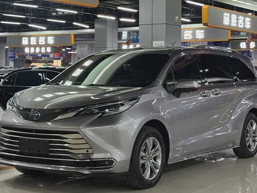 Toyota Sienna 2024