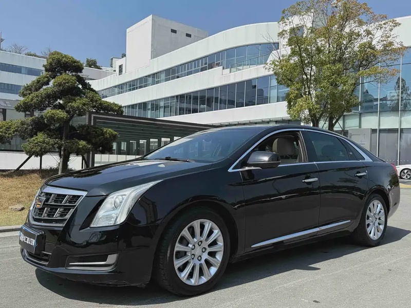 Cadillac XTS