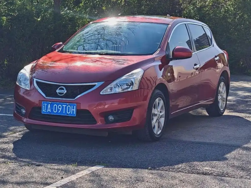 Nissan Tiida