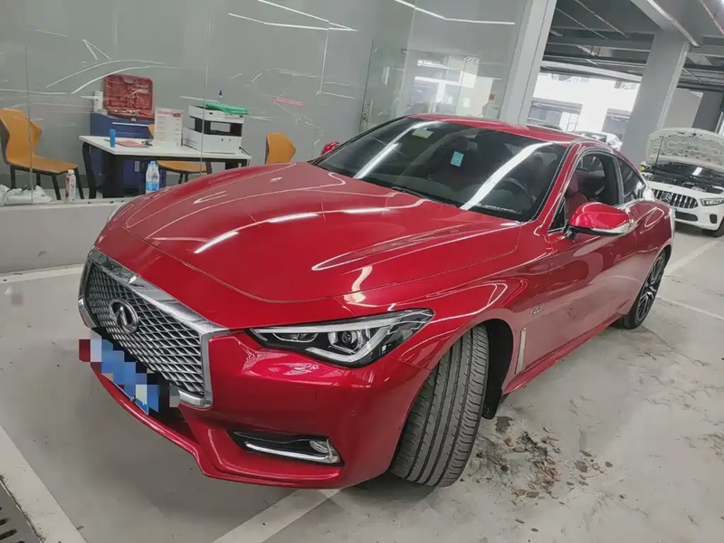 Infiniti Q60
