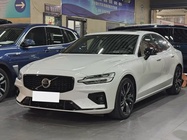 Volvo S60 2024