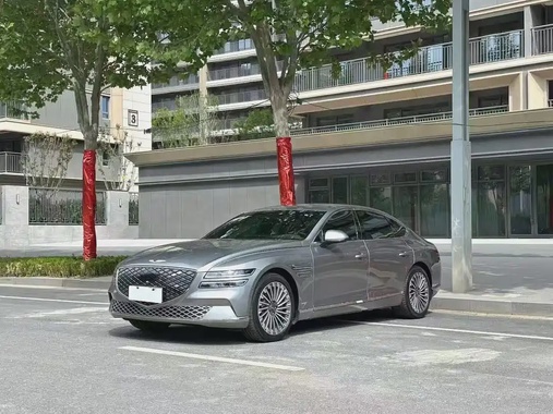 Genesis G80 2023