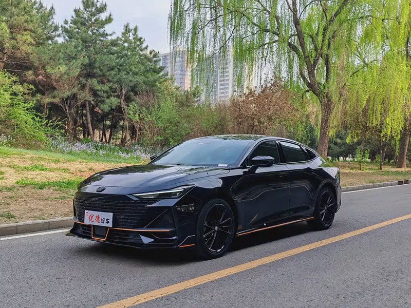 Changan UNI-V
