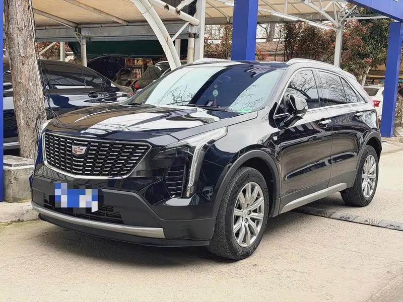 Cadillac XT4