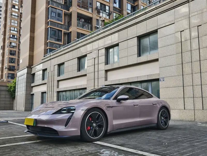 Porsche Taycan