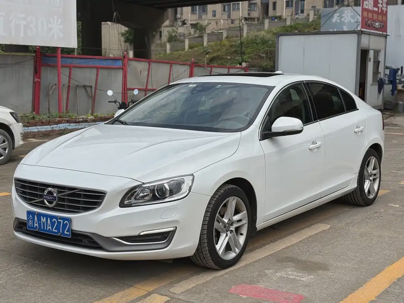 Volvo S60