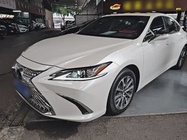Lexus ES 2022