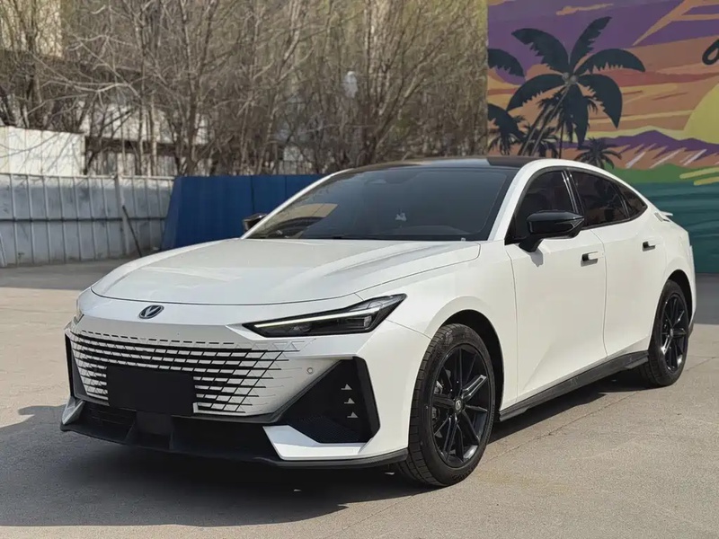 Changan UNI-V
