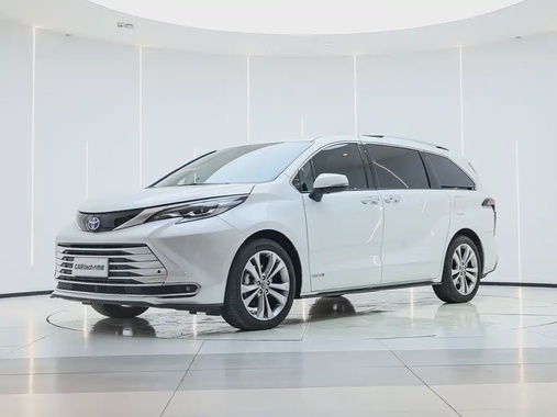 Toyota Sienna 2023