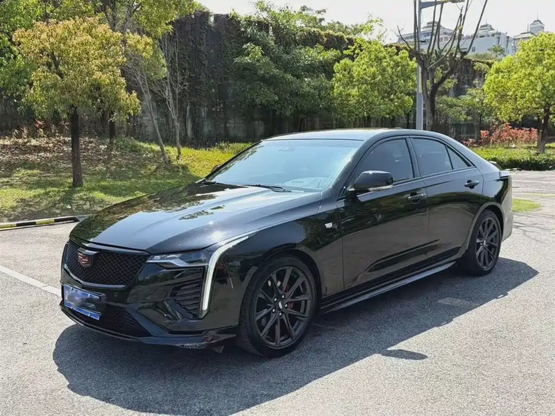 Cadillac CT4