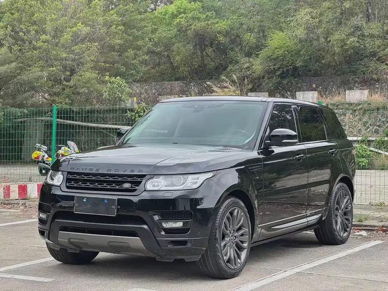 Land Rover Sport