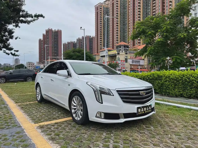 Cadillac XTS
