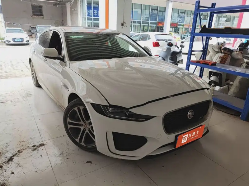 Jaguar XEL