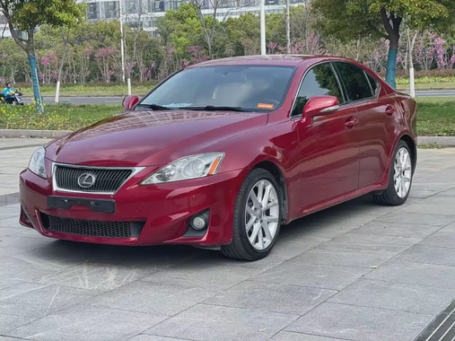 Lexus IS 2012