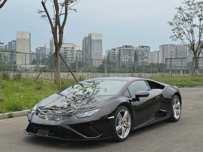 Lamborghini Huracan