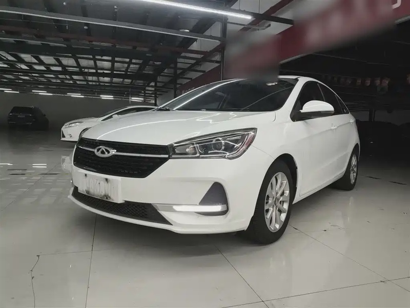Chery Arrizo 5