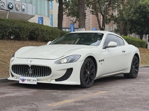 Maserati GranTurismo 2014