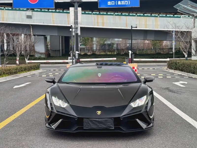 Lamborghini Huracan