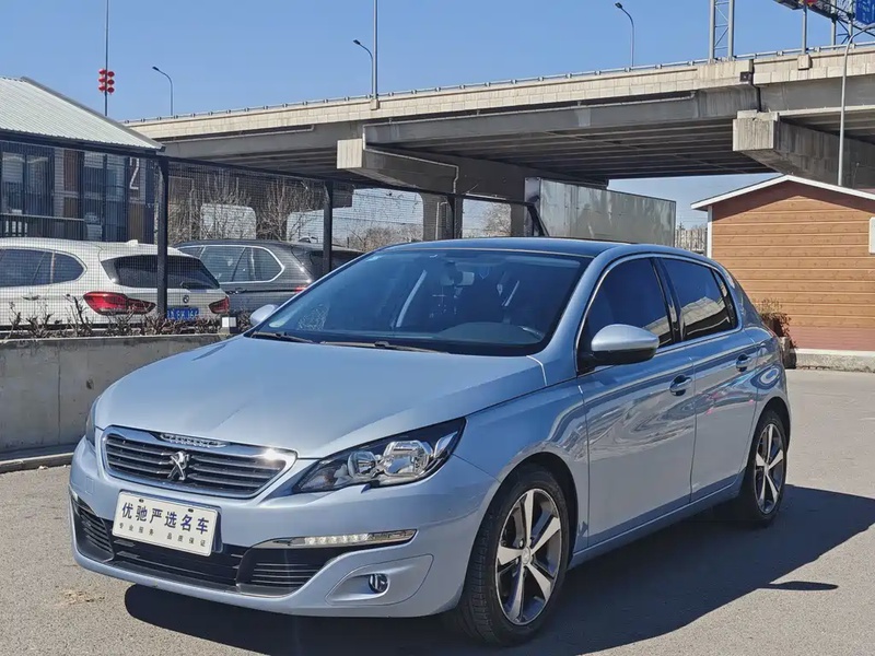 Peugeot 308S