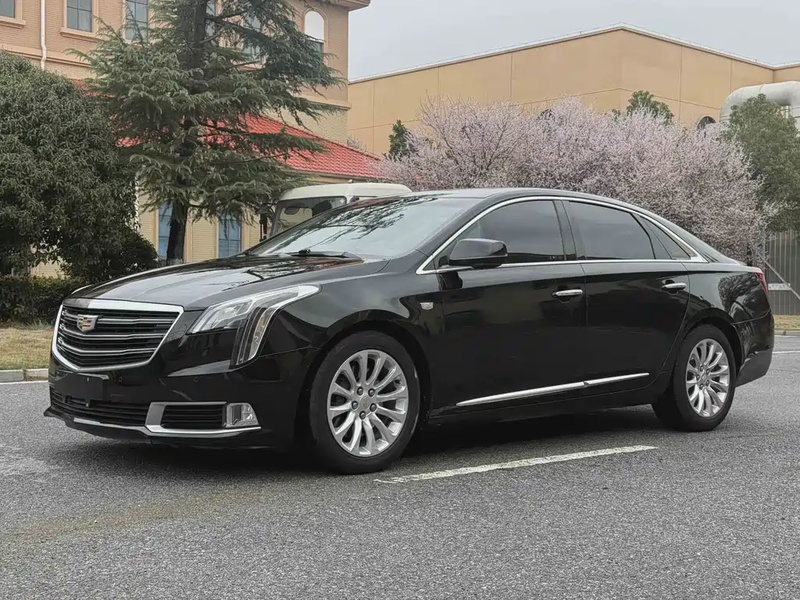 Cadillac XTS