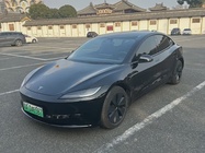 Tesla Model 3 2025