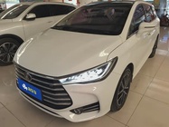 BYD MAX 2018