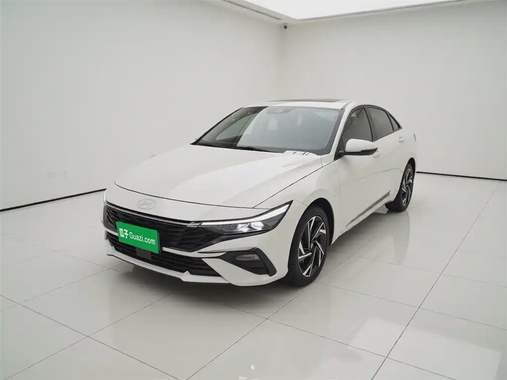 Hyundai Elantra 2024