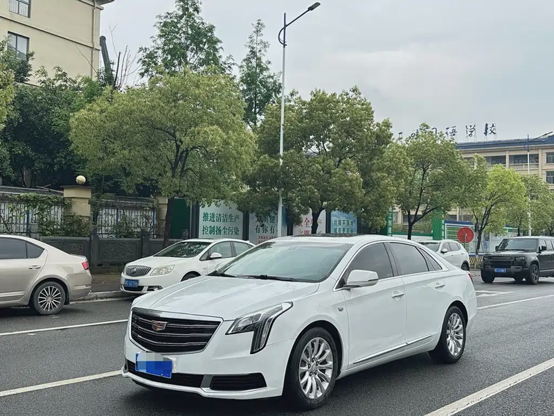 Cadillac XTS