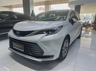Toyota Sienna 2024