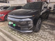 Li Auto L6 2025